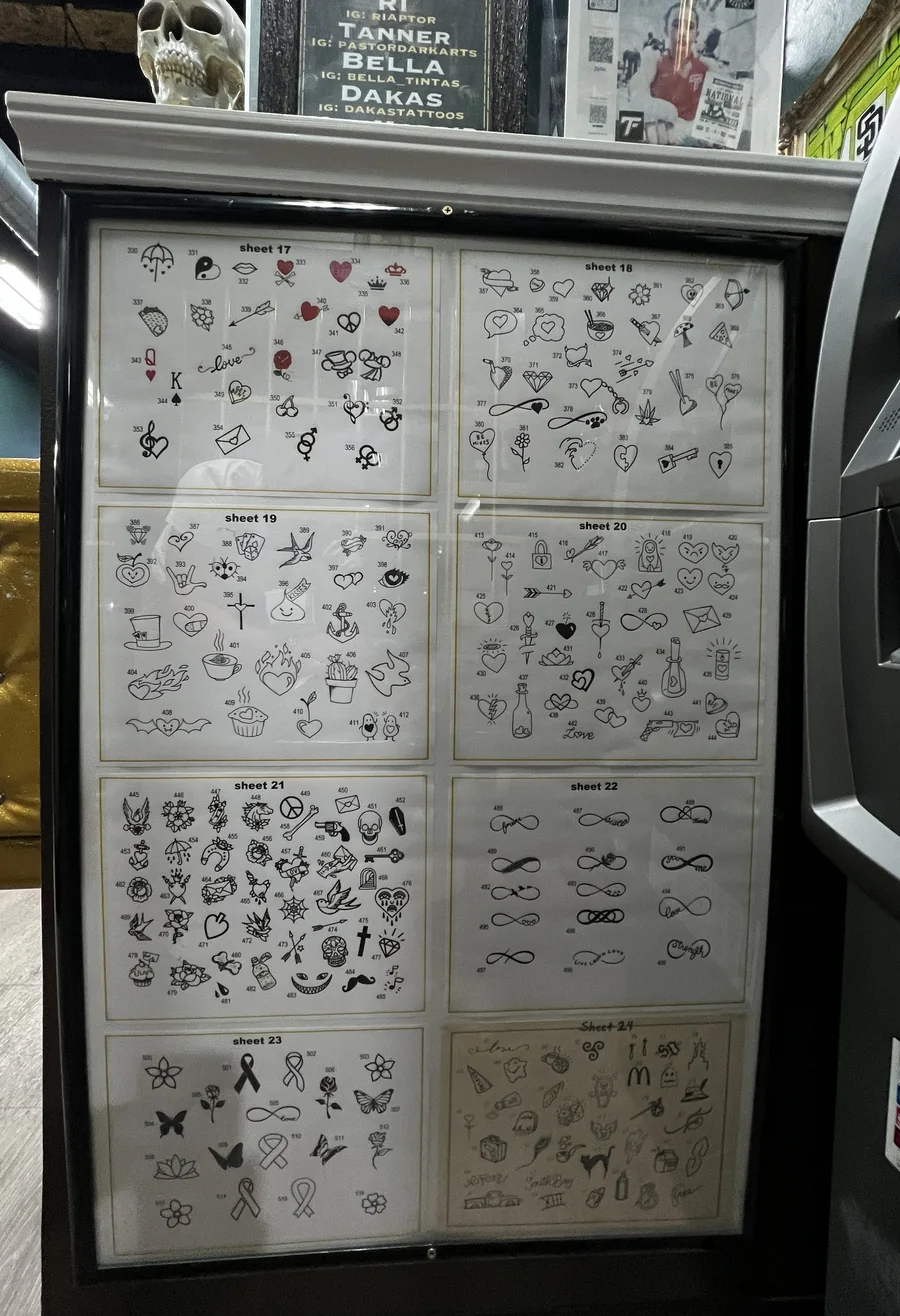Glass cabinet of flash, sheets seventeen to twenty-four